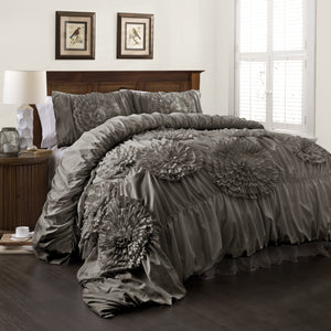 Serena 3 piece Comforter Set