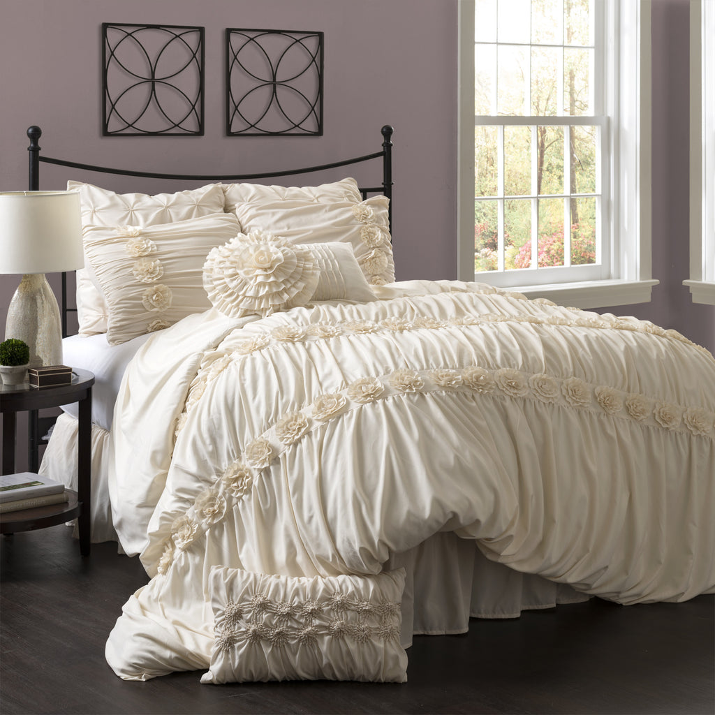 Darla 4 Piece Comforter Set